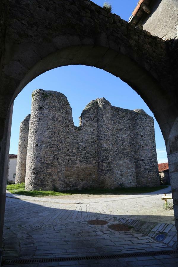 Le Logis Du Prieure Villa Les Chatelliers-Chateaumur ภายนอก รูปภาพ